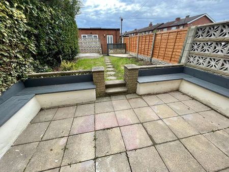 2 bedroom apartment to rent - Photo 5