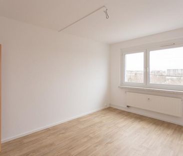Angebot: 3-Raum-Whg./Küche mit Fenster! - Photo 1