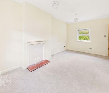 2 bedroom detached house to rent - Photo 3