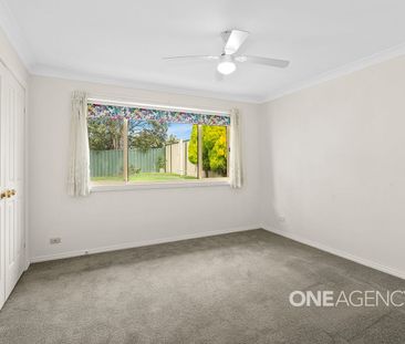 COMFORTABLE FAMILY LIVING IN A QUIET BOMADERRY CUL-DE-SAC - Photo 2