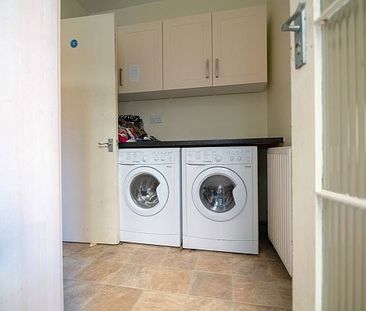 Room 1, Rawcliffe Holt, Rawcliffe Lane - Photo 3