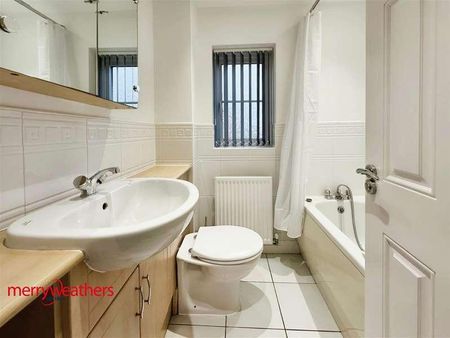 Silverwood Close, Sunnyside, S66 - Photo 3