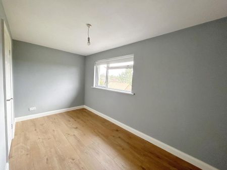 30 Dergmoney Heights, Kevlin Road, Omagh, BT78 1PJ - Photo 3