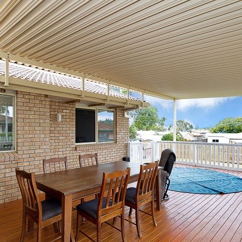 Family home in Glenella - Photo 1