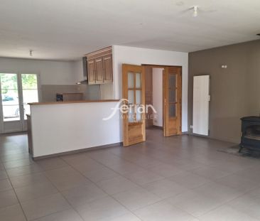 Location Maison 4 pièces 89m² FIGANIERES 83830 - Photo 2