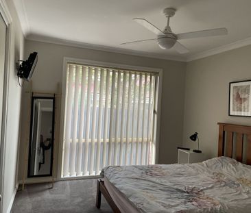 ONE BEDROOM UNIT - FULLY FURNISHED ! - Photo 4