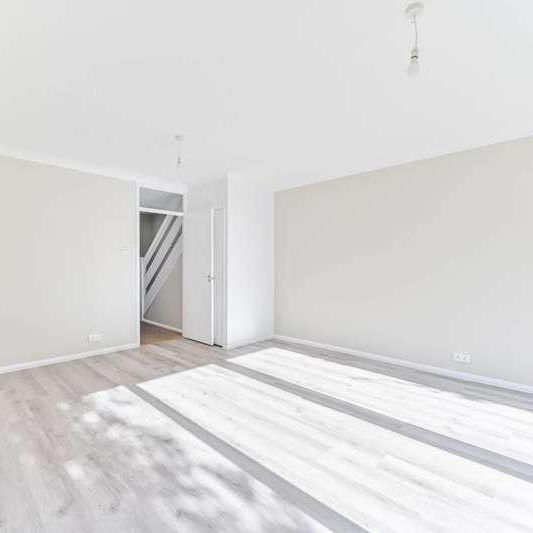 Camborne Road, Sutton, SM2 - Photo 1