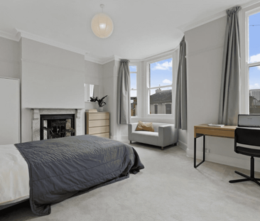 6 bedroom terraced house to rent - Photo 2