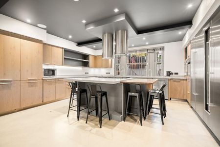 6 bedroom terraced house to rent - Photo 4