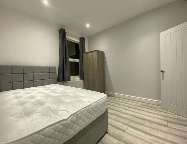 Admaston Road Room 1 - Photo 1