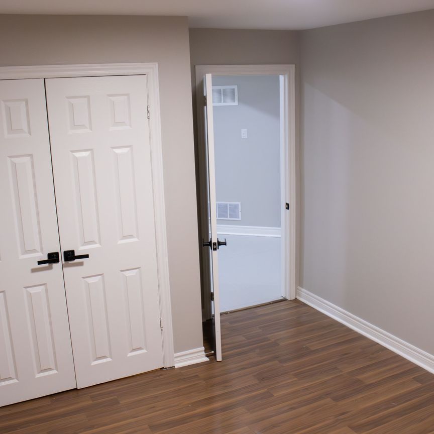 For Lease - 55 Breeze Drive Unit# Bsmt, Bradford West Gwillimbury, Ontario - Photo 1