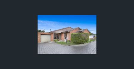 LIFESTYLE IN THE HEART OF CLAYTON - Photo 3