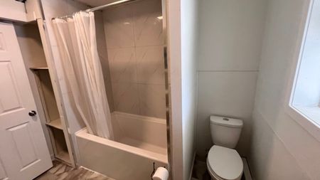 One Bedroom On Acreage - Photo 2