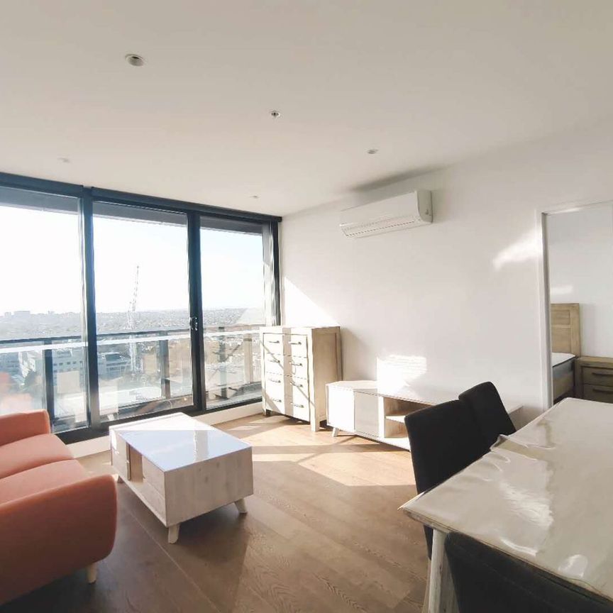 Furnished 2-Bedroom, 2-Bathroom Apartment with Parking in Landmark Whitehorse Tower - Photo 1