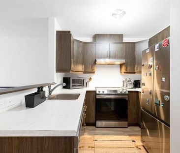 2124 Av. de la Gare - Photo 1