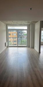 2 CH - 1 SDB - Terrebonne - $2,000 /mo - Photo 4
