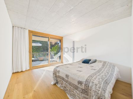 Modern 2.5-room apartment with garden seating in Zurich - Photo 5