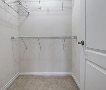 For Lease - 8 Rottenburg Court, Milton, Ontario - Photo 1