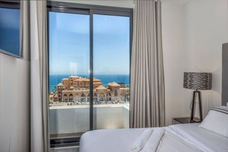 3 room luxury Semidetached House for rent in Fuengirola, Spain - Photo 3