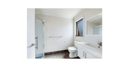 Atrium - Open Plan - 4 Bedroom Townhouse - Photo 3