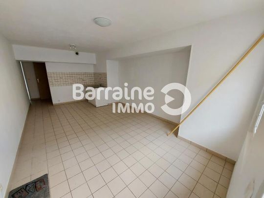 Location appartement à Cléder, 2 pièces 47.37m² - Photo 1