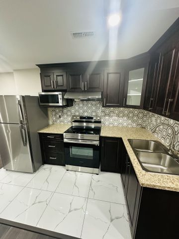 For Lease - 305 Sedgewood Street, Kitchener, Ontario - Photo 3