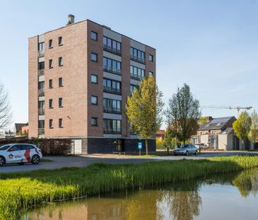 Lichtrijk appartement met uniek uitzicht in Ieper - Photo 3