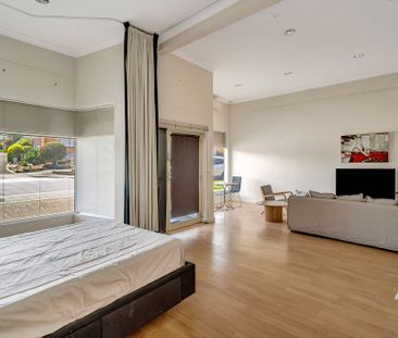 Furnished Studio - Photo 1