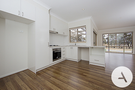 5 Annie Douglas St,Casey - Photo 2