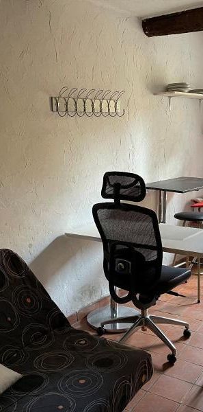 Location Appartement 1 pièce 16m² AIX EN PROVENCE 13100 - Photo 2