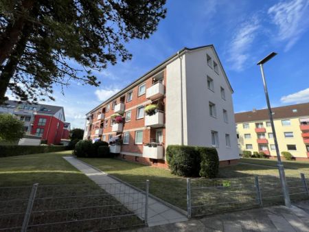 umfangreich modernisierte 2 1/2-Zimmerwohnung in Uni-Nähe - Foto 3