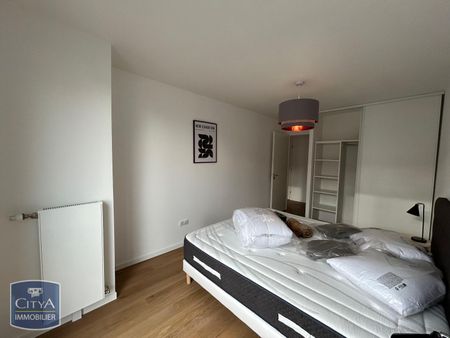 Location Appartement 3 pièces 70m² SURESNES 92150 - Photo 3