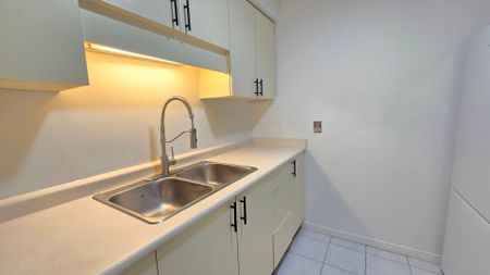 339 Blake Street, Unit 7, Barrie ON L4M1L1 - Photo 4