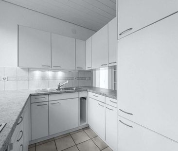 Generous living space for young couple - Photo 4