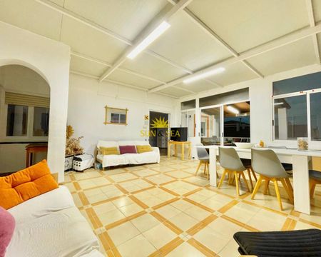 FOUR-BEDROOM PENTHOUSE - TORREVIEJA - Photo 2