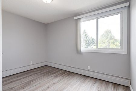 Classic Suite - 1 Bedroom - Photo 5