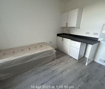Studio Flat, Craven Park Road, NW10 - Photo 6