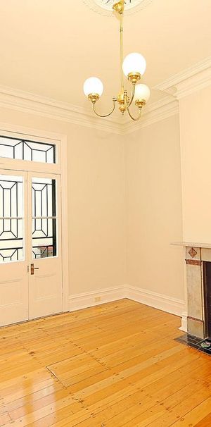 Located in sought after location - Photo 1