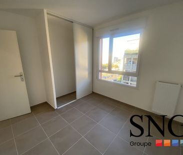 T4 AVEC LOGGIA + PARKINGS - Photo 3