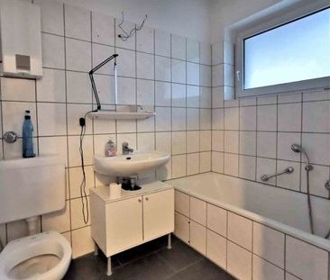 Großzügige 2-Zi.-Whg. mit Tageslichtbad und Balkon - Photo 1