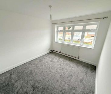 Keswick Avenue, Hullbridge, SS5 - Photo 1