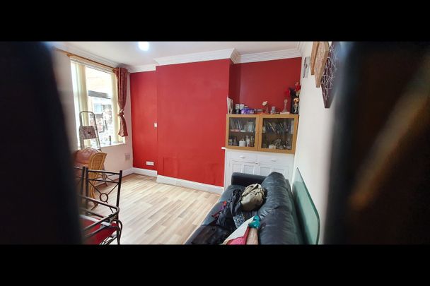 3 Bed Terraced House, Devana Road, LE2 - Photo 1