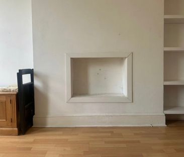 2 Bed Flat, Netherwood Road, W14 - Photo 4