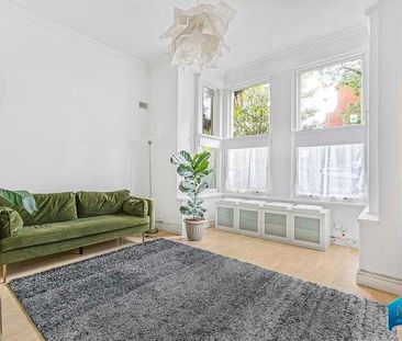 Woodside Park Road, North Finchley, London, N12 - Photo 2