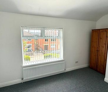 Partly furnished semi detached - Photo 5