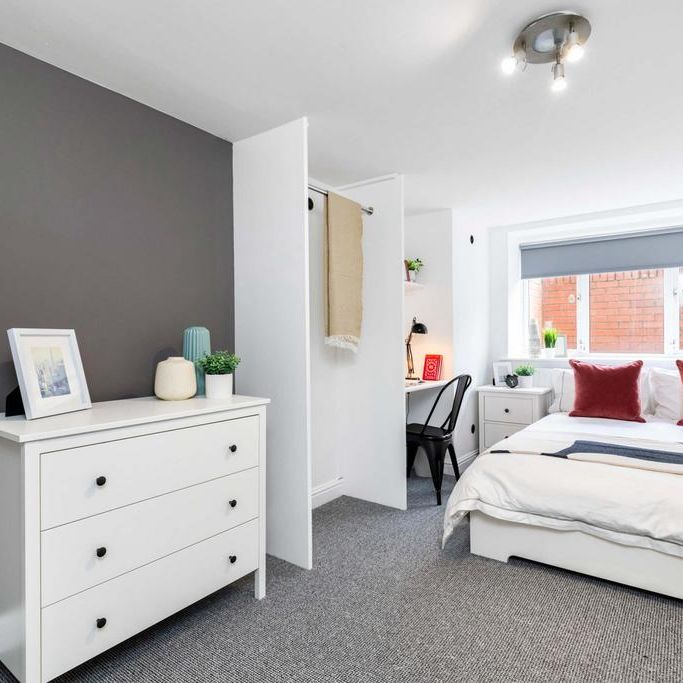2 bedroom flat to rent - Photo 1
