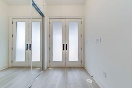 For Lease - 3327 Taha Gardens, Oakville, Ontario - Photo 3