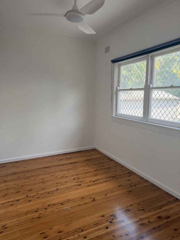 15A Alkera Crescent West Wollongong - Photo 3