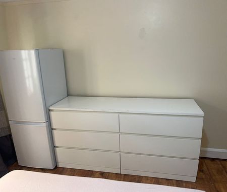 Room in a Shared House, Crest Road, NW2 - Photo 5