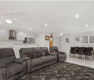 Peaceful, Convenient Living in the Heart of Nerang! - Photo 6